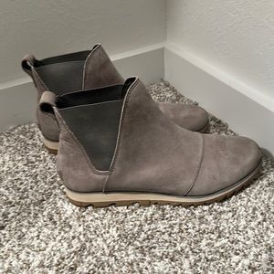Womens size 9 Sorel boots